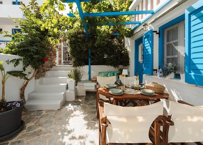Sea View Apartments & Studios